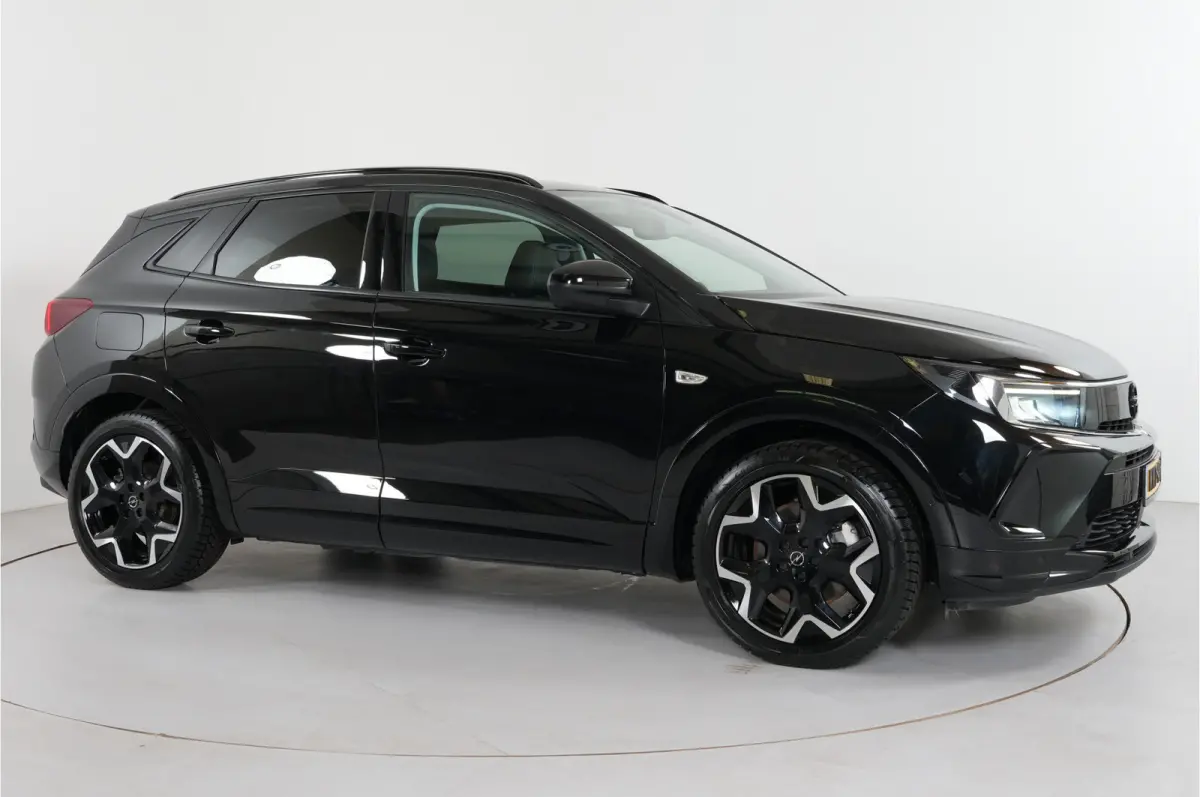 1.6 Turbo GS Line 225 pk PHEV | SOH 100% | Trekhaak | Leder | 360 Cam | Stl. verw./verk. | El. achterklep  | Adaptive Cruise |