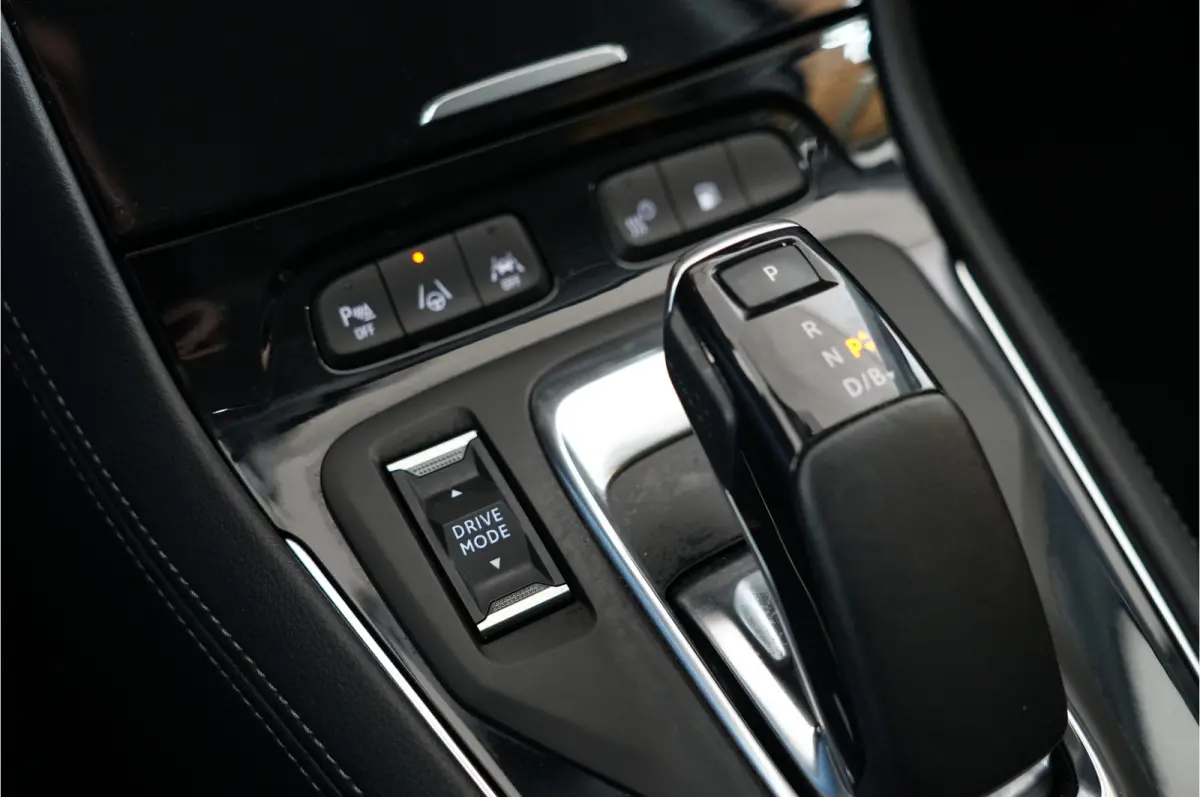 1.6 Turbo GS Line 225 pk PHEV | SOH 100% | Trekhaak | Leder | 360 Cam | Stl. verw./verk. | El. achterklep  | Adaptive Cruise |