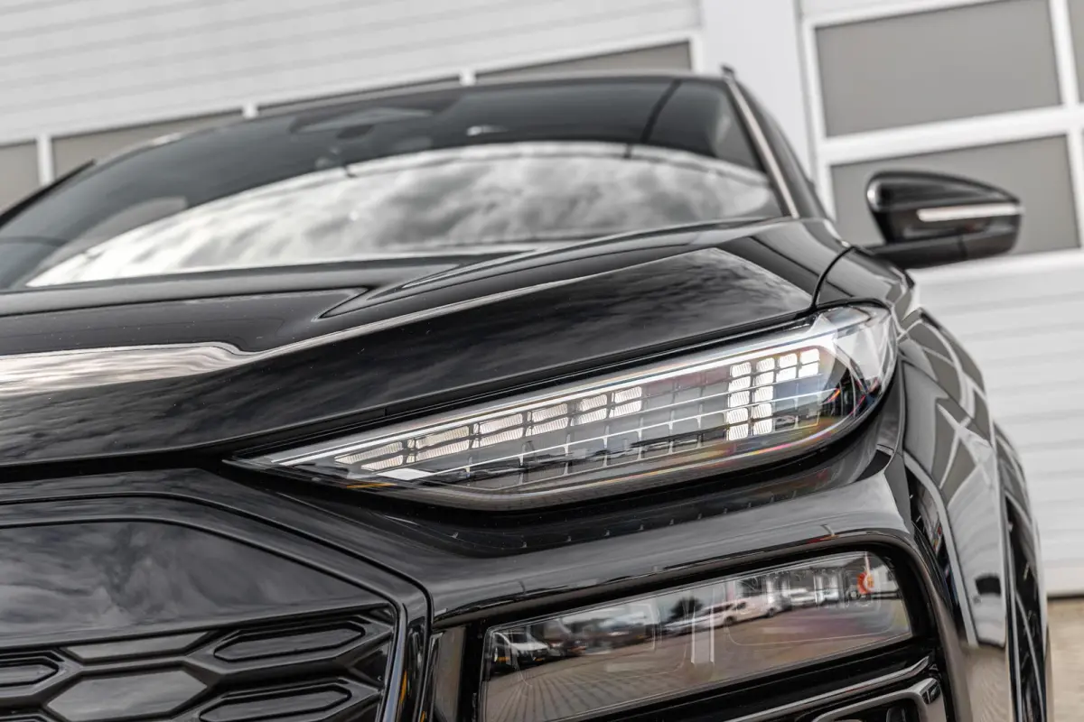 306pk S edition performance 100 kWh | Tech Pro Pakket | Trekhaak Pakket