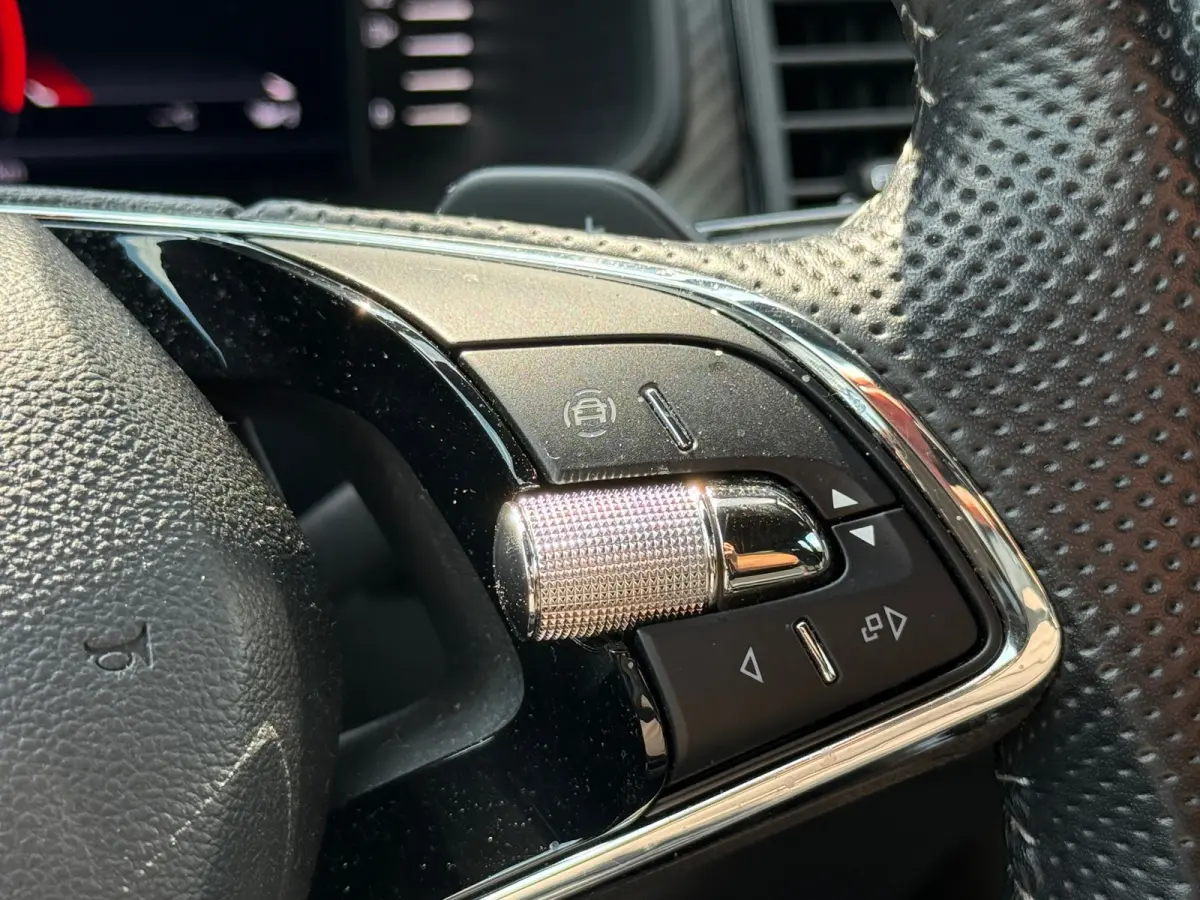 1.5 TSI DSG Sportline Memory|Carplay|Camera|Dealer Onderhouden