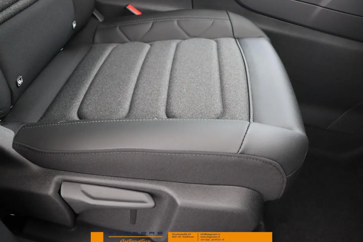 1.6 Plug-in Hybrid 225pk Max met €10000 korting