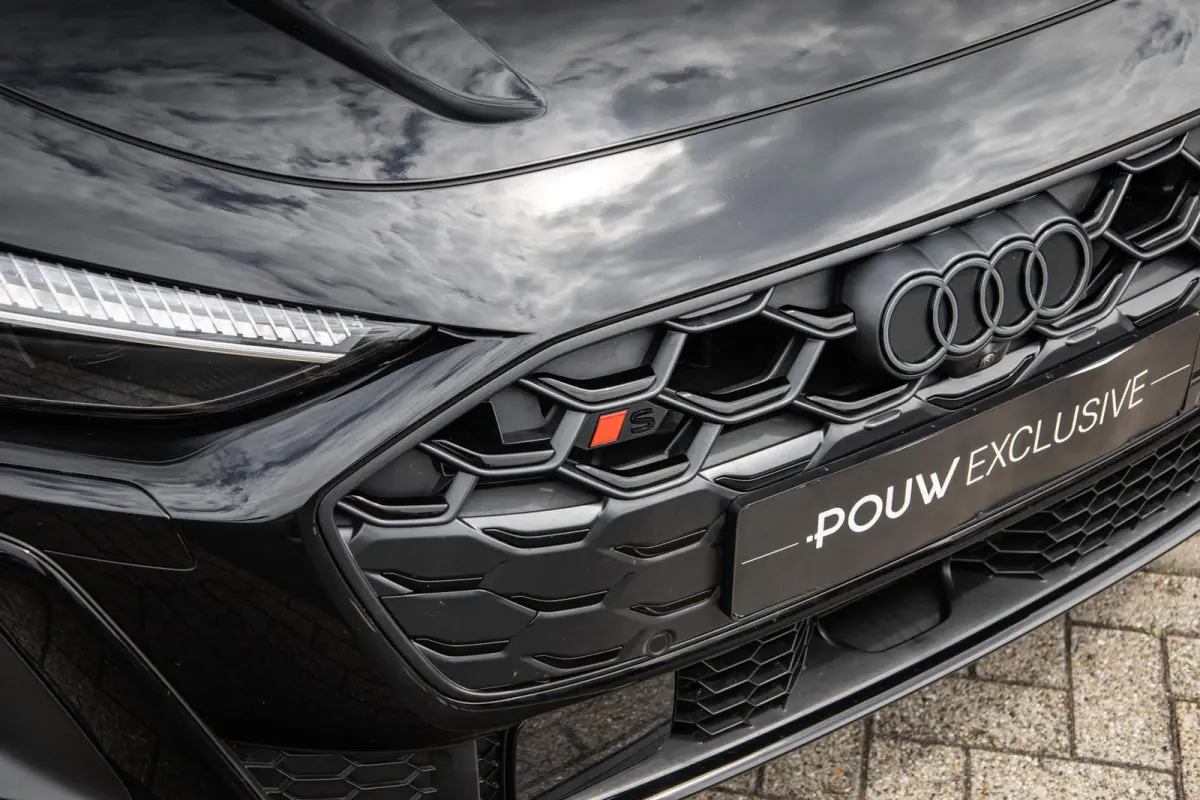 Avant 2.0 367pk quattro S edition Competition | 20" Velgen | S5 Uitlaat | Panoramadak | Trekhaak