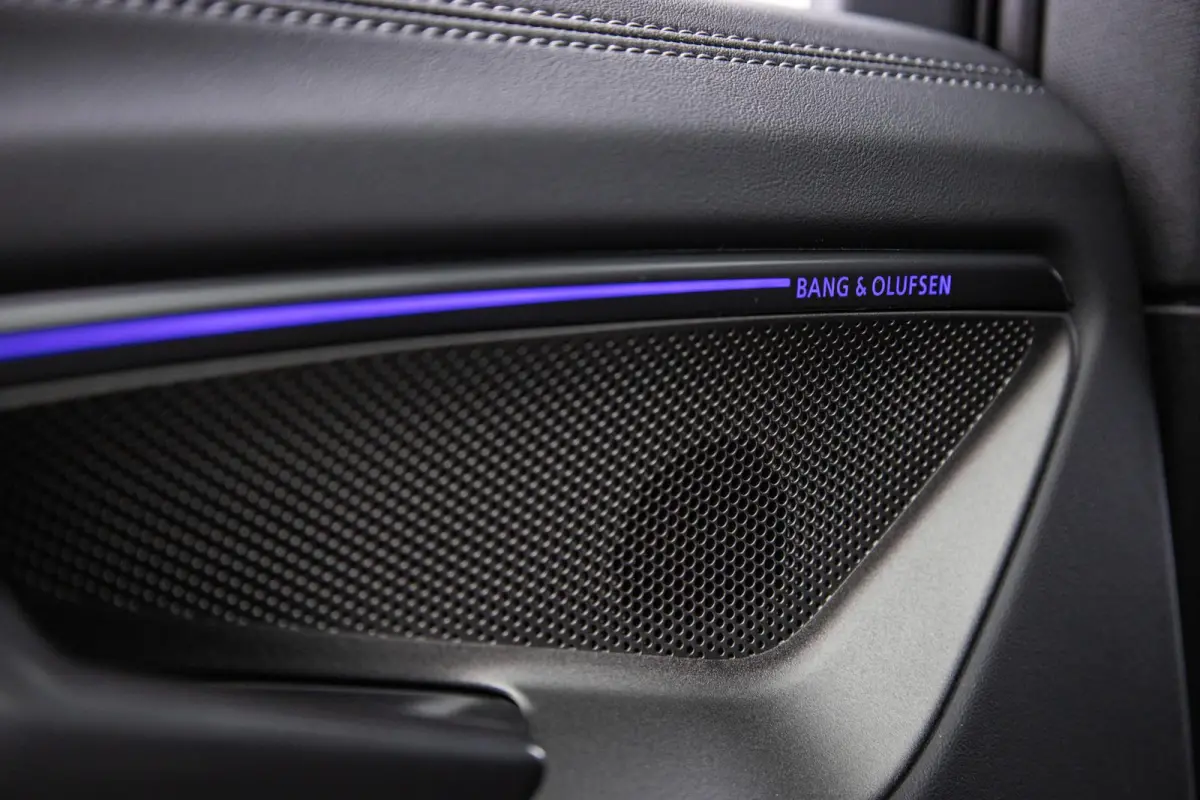 Avant 2.0 367pk quattro S edition Competition | 20" Velgen | S5 Uitlaat | Panoramadak | Trekhaak