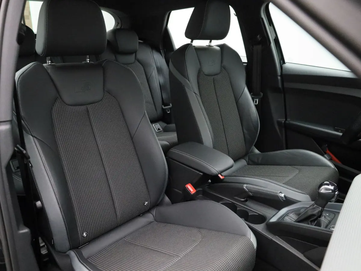 35 TFSI S edition | S-LINE INTERIEUR - EXTERIEUR | AUTOMAAT | APPLE CARPLAY - ANDROID AUTO | CRUISE CONTROL | AIRCO | LICHTMETALEN VELGEN | DIGITAL COCKPIT | LED VERLICHTING |