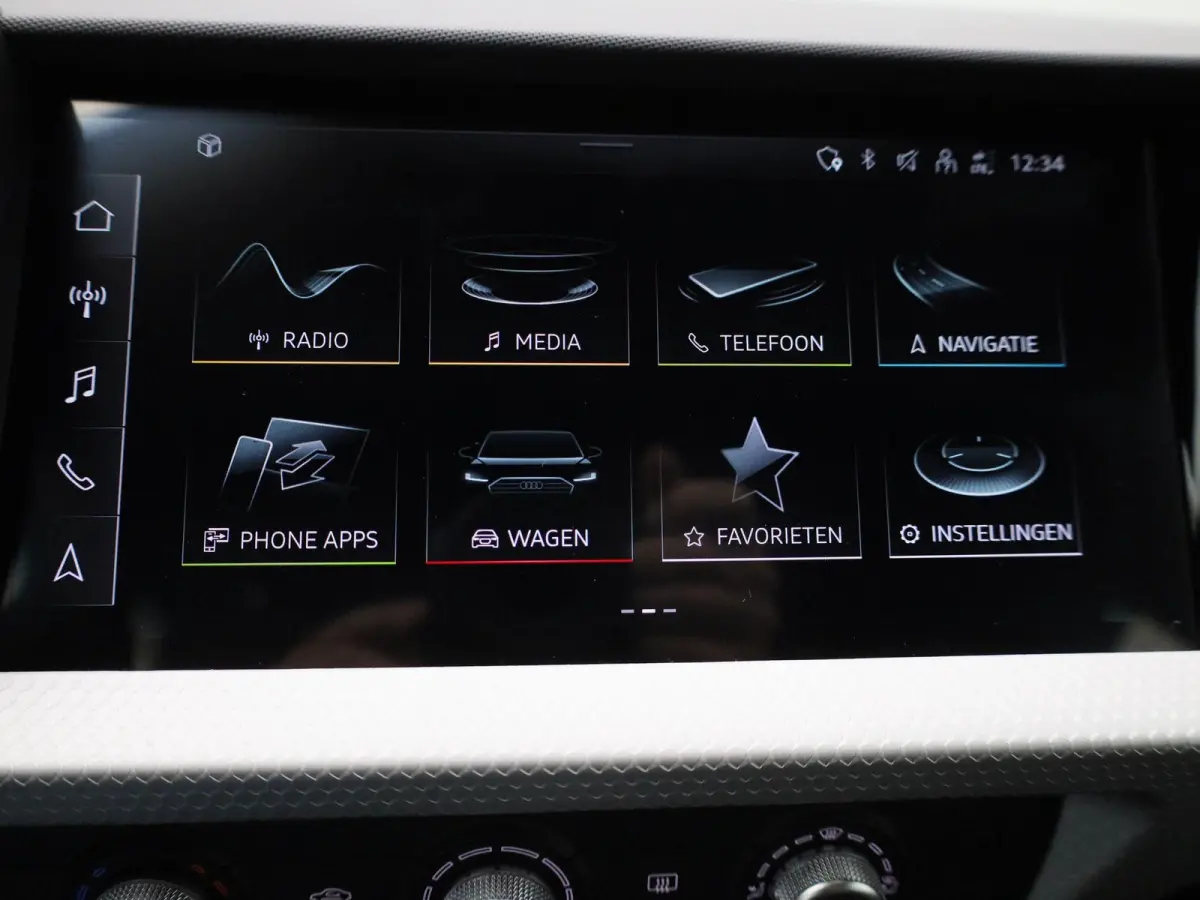 35 TFSI S edition | S-LINE INTERIEUR - EXTERIEUR | AUTOMAAT | APPLE CARPLAY - ANDROID AUTO | CRUISE CONTROL | AIRCO | LICHTMETALEN VELGEN | DIGITAL COCKPIT | LED VERLICHTING |