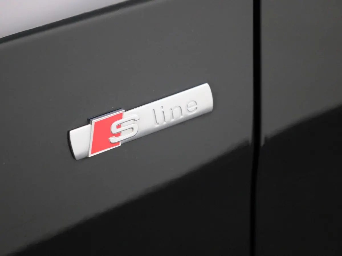 35 TFSI S edition | S-LINE INTERIEUR - EXTERIEUR | AUTOMAAT | APPLE CARPLAY - ANDROID AUTO | CRUISE CONTROL | AIRCO | LICHTMETALEN VELGEN | DIGITAL COCKPIT | LED VERLICHTING |