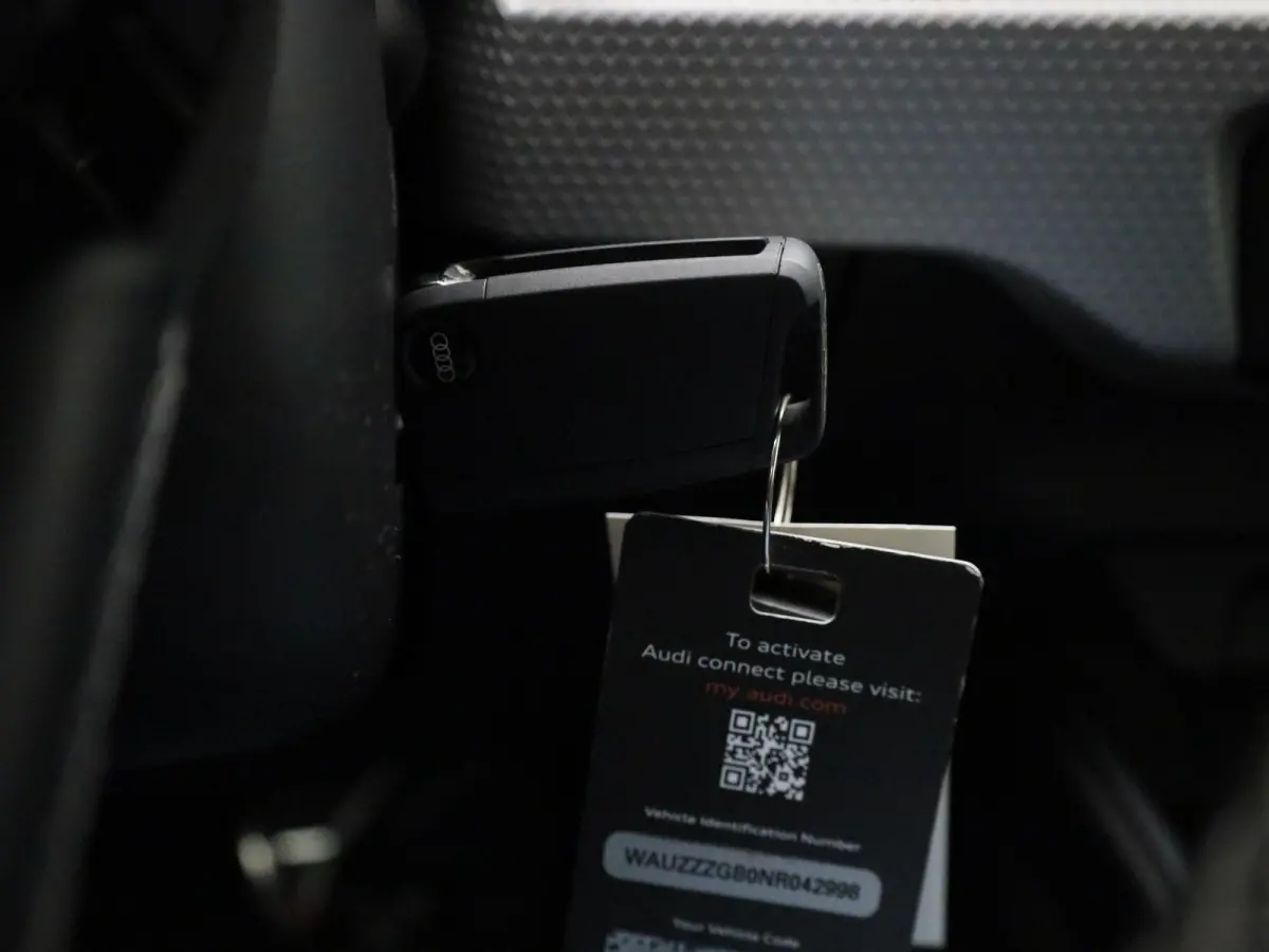 35 TFSI S edition | S-LINE INTERIEUR - EXTERIEUR | AUTOMAAT | APPLE CARPLAY - ANDROID AUTO | CRUISE CONTROL | AIRCO | LICHTMETALEN VELGEN | DIGITAL COCKPIT | LED VERLICHTING |