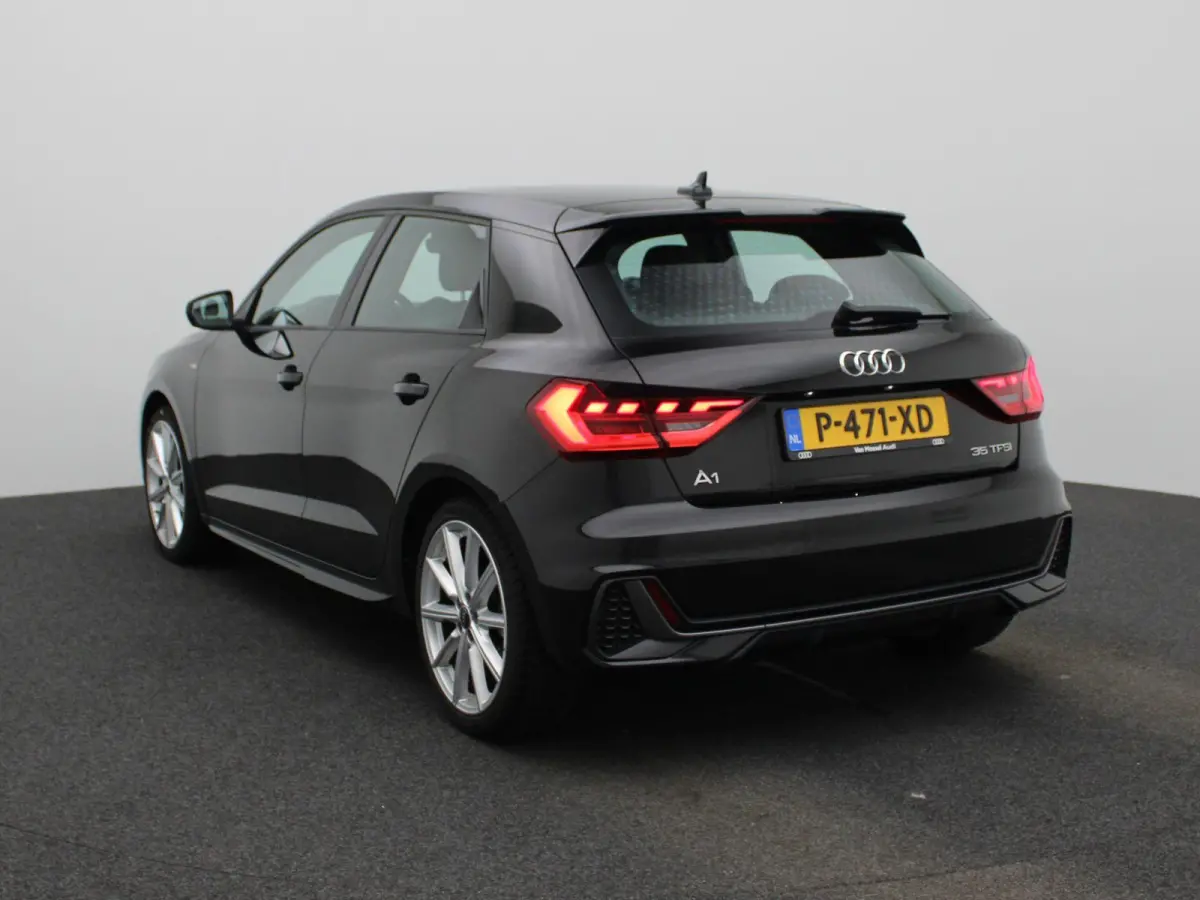 35 TFSI S edition | S-LINE INTERIEUR - EXTERIEUR | AUTOMAAT | APPLE CARPLAY - ANDROID AUTO | CRUISE CONTROL | AIRCO | LICHTMETALEN VELGEN | DIGITAL COCKPIT | LED VERLICHTING |