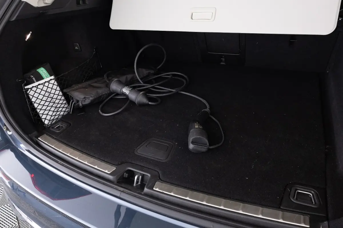 2.0 T6 Plug-in hybrid AWD Core Bright | PANORAMADAK | LEDER