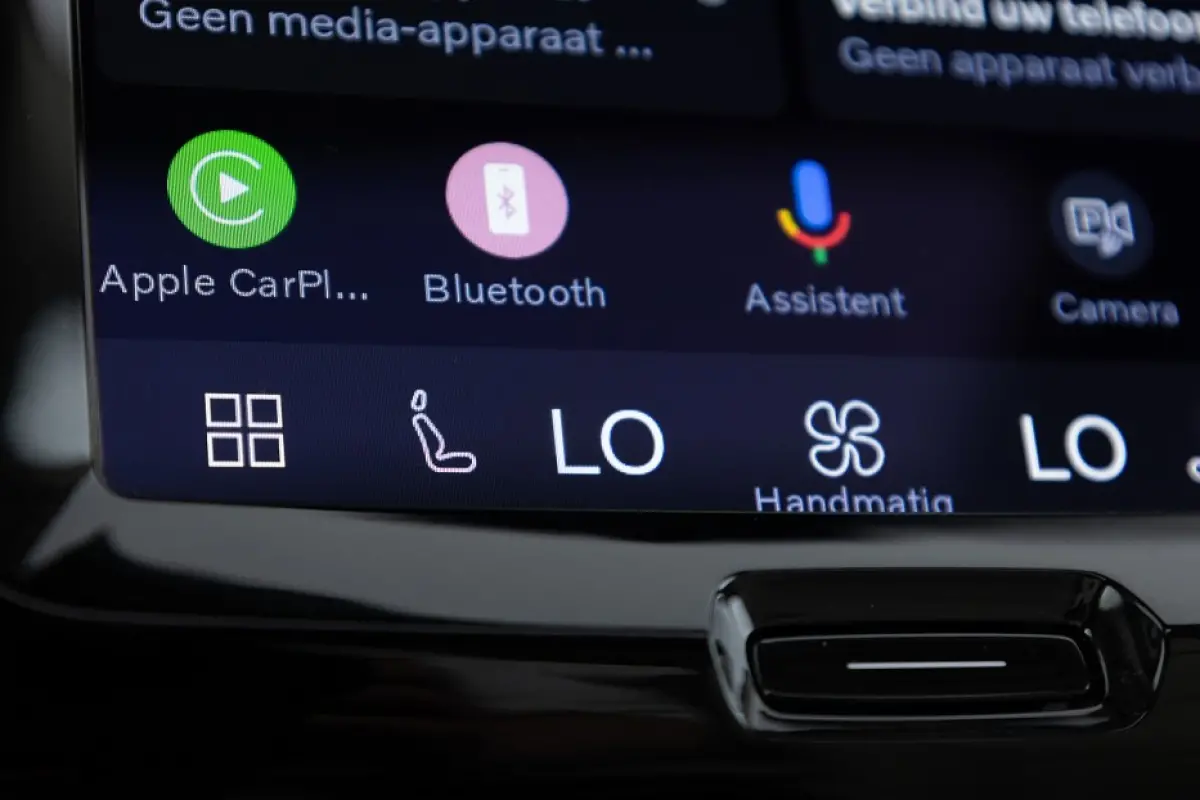 2.0 T6 Plug-in hybrid AWD Core Bright | PANORAMADAK | LEDER