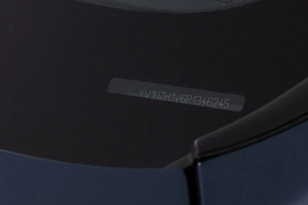 2.0 T6 Plug-in hybrid AWD Core Bright | PANORAMADAK | LEDER