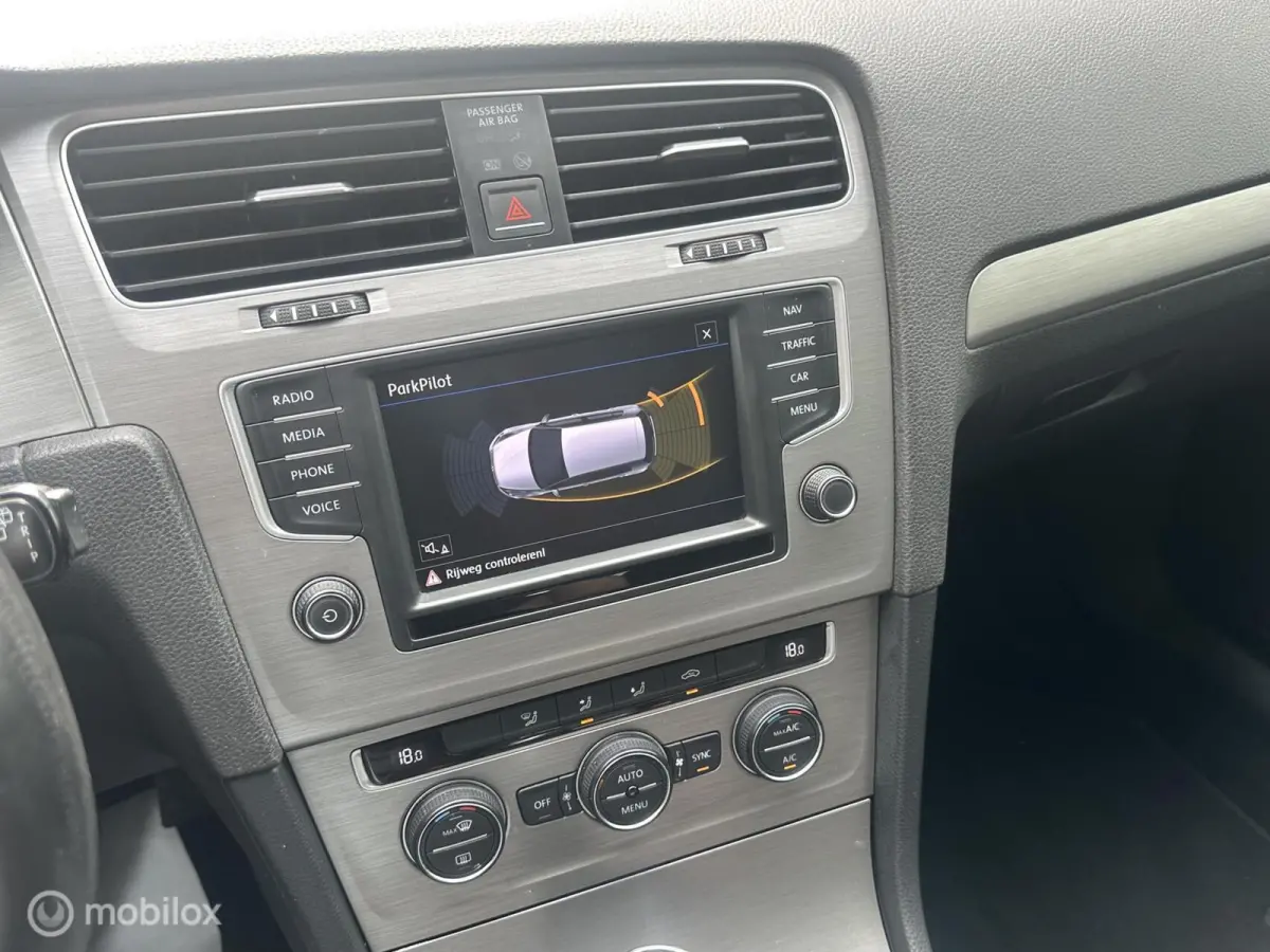 1.0 TSI 116PK Comfortline CLIMATE CONTROLE CARPLAY NAVIGATIE PARKEERSENSOREN ZEER NETTE AUTO!!