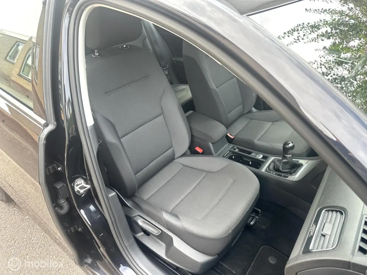 1.0 TSI 116PK Comfortline CLIMATE CONTROLE CARPLAY NAVIGATIE PARKEERSENSOREN ZEER NETTE AUTO!!