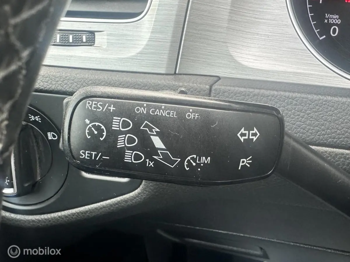 1.0 TSI 116PK Comfortline CLIMATE CONTROLE CARPLAY NAVIGATIE PARKEERSENSOREN ZEER NETTE AUTO!!