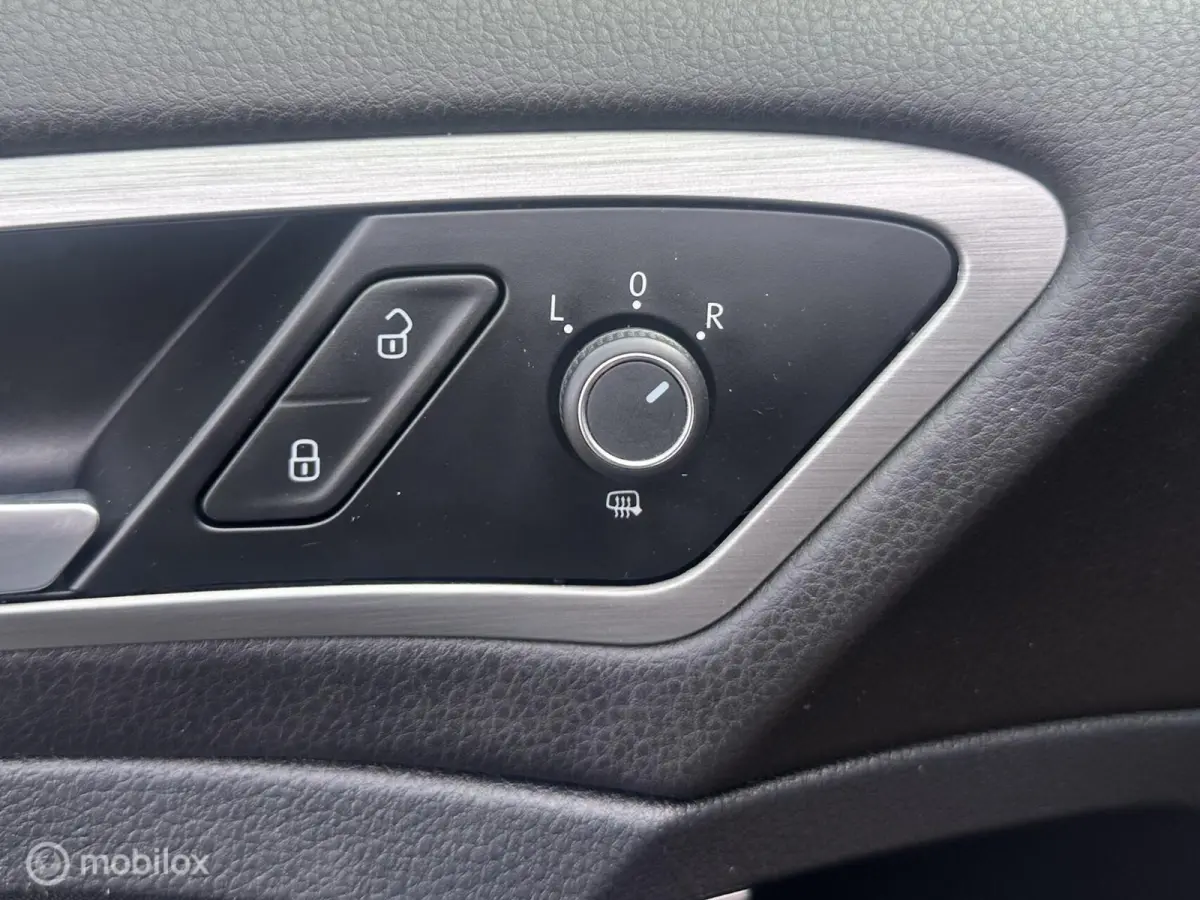 1.0 TSI 116PK Comfortline CLIMATE CONTROLE CARPLAY NAVIGATIE PARKEERSENSOREN ZEER NETTE AUTO!!