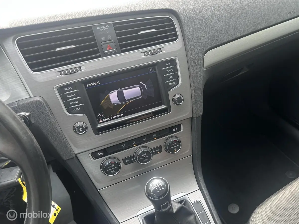 1.0 TSI 116PK Comfortline CLIMATE CONTROLE CARPLAY NAVIGATIE PARKEERSENSOREN ZEER NETTE AUTO!!