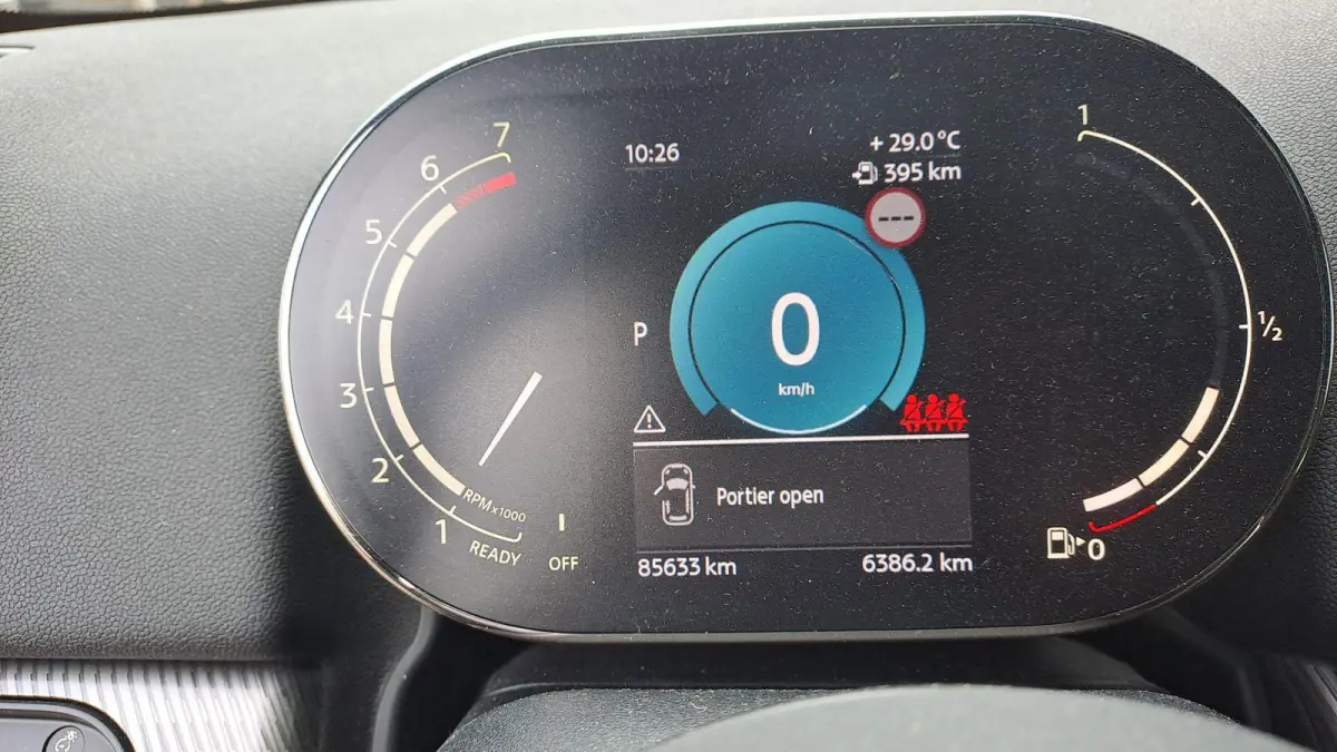 1.5 Cooper MINI Yours | PANORAMADAK | LEER | CAMERA | NAVIGATIE | STOEL-STUURWIELVERWARMING