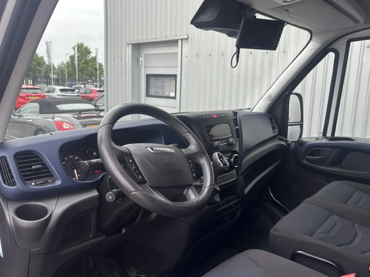 35S14NV 3.0 35 L2H2*CNG*AUTM*CAM*3500KG*CRUISE*ECC