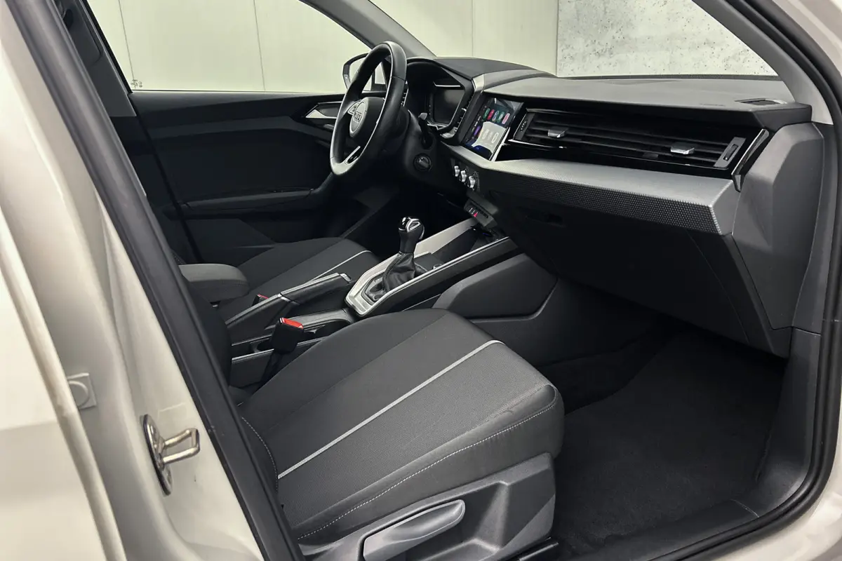 25 TFSI Pro Line | Cruise control | Digitaal display | Airco