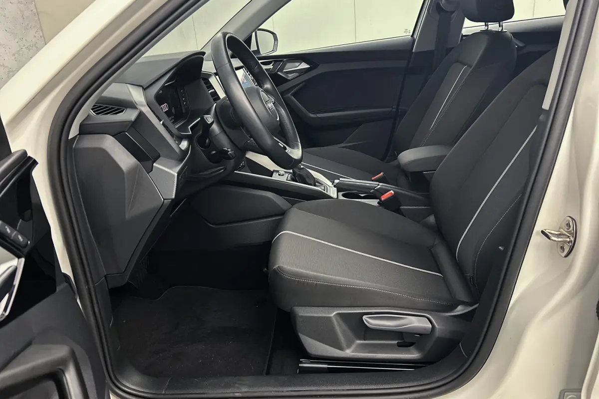 25 TFSI Pro Line | Cruise control | Digitaal display | Airco