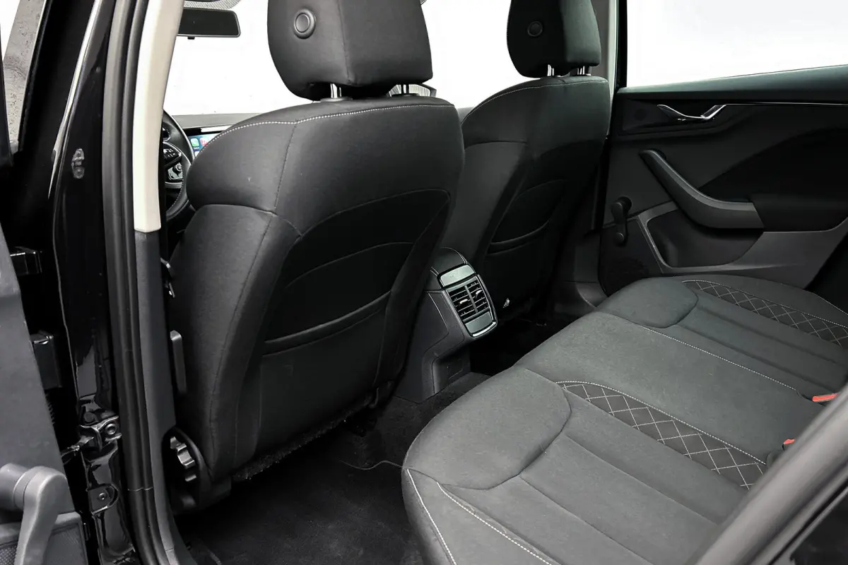 1.0 TSI Ambition | LED koplampen | Apple Carplay | Parkeersensoren