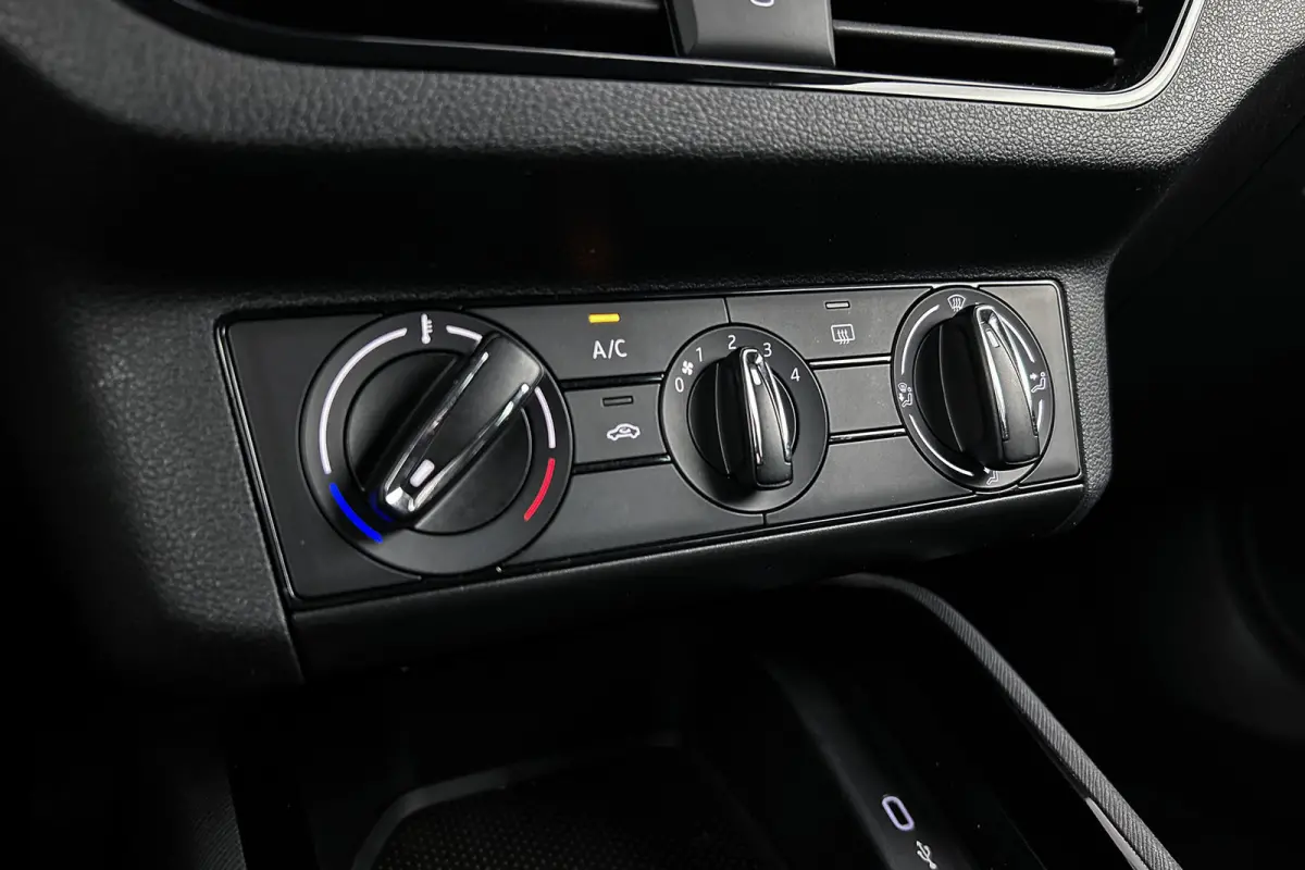1.0 TSI Ambition | LED koplampen | Apple Carplay | Parkeersensoren
