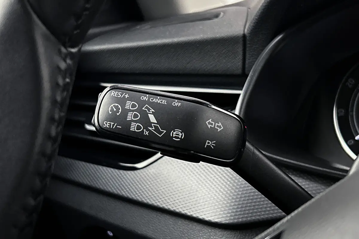 1.0 TSI Ambition | LED koplampen | Apple Carplay | Parkeersensoren