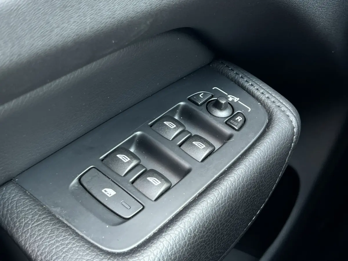 2.0 T5 Inscription | Pano | Leder | Pilot Assist