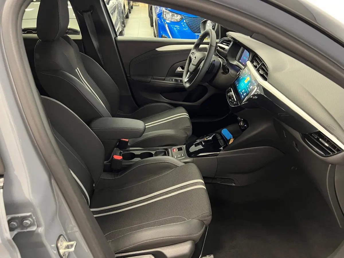 1.2T GS-LINE / 145PK HYBRID AUTOMAAT / NAVI / STOEL-STUURVERW. / KEYLESS /