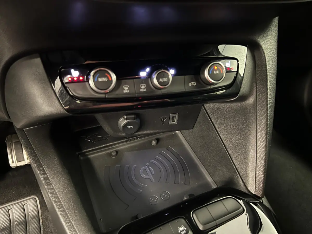 1.2T GS-LINE / 145PK HYBRID AUTOMAAT / NAVI / STOEL-STUURVERW. / KEYLESS /