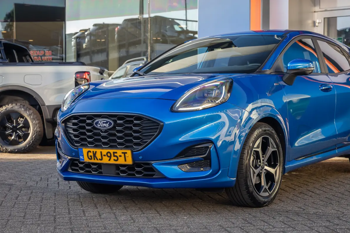 1.0 EcoBoost ST-Line | Camera | Stoel/stuur/voorruit verwarming | Cruise adaptief | Dodehoekdetectie | Apple Carplay/Android Auto | Full-LED | Achteruitrijcamera | Airco (automatisch) | Appl