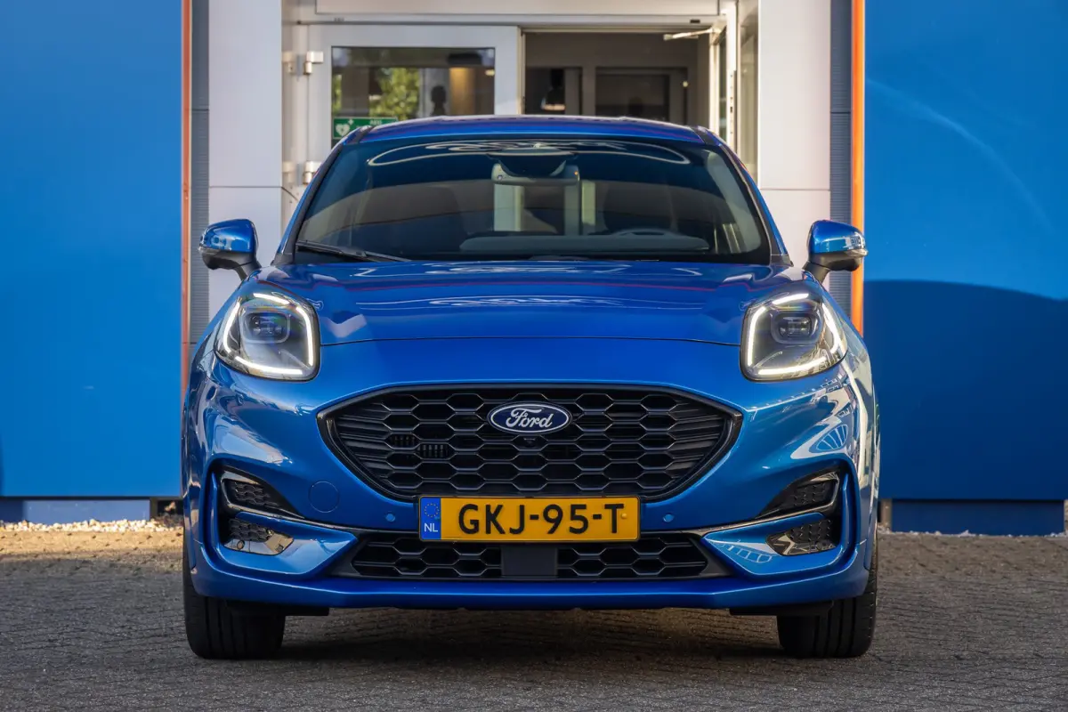 1.0 EcoBoost ST-Line | Camera | Stoel/stuur/voorruit verwarming | Cruise adaptief | Dodehoekdetectie | Apple Carplay/Android Auto | Full-LED | Achteruitrijcamera | Airco (automatisch) | Appl
