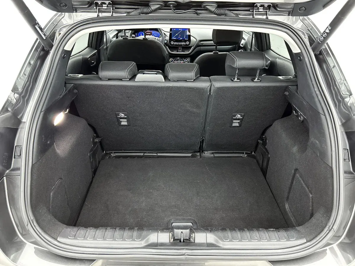 1.0 EcoBoost Titanium | Stoelmassage | Winterpack | Driver Assistance Pack | Elektrische Achterklep | Full LED | Keyless Entry | B&O Audio |