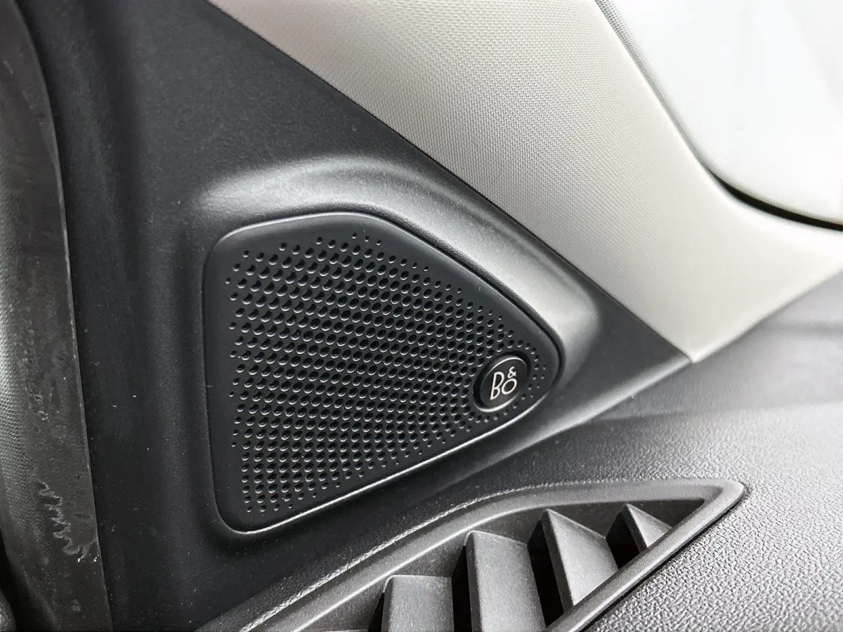 1.0 EcoBoost Titanium | Stoelmassage | Winterpack | Driver Assistance Pack | Elektrische Achterklep | Full LED | Keyless Entry | B&O Audio |