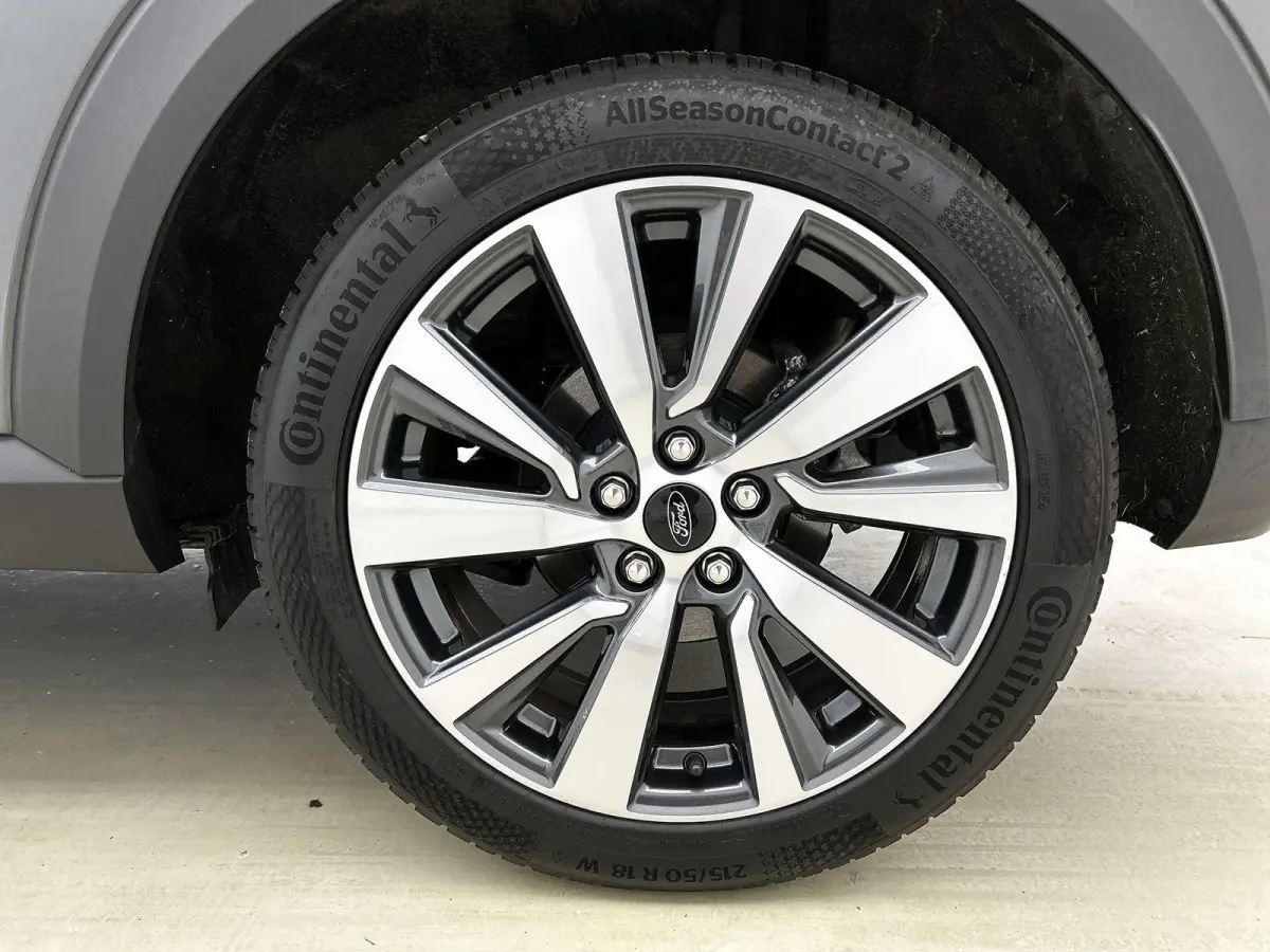 1.0 EcoBoost Titanium | Stoelmassage | Winterpack | Driver Assistance Pack | Elektrische Achterklep | Full LED | Keyless Entry | B&O Audio |