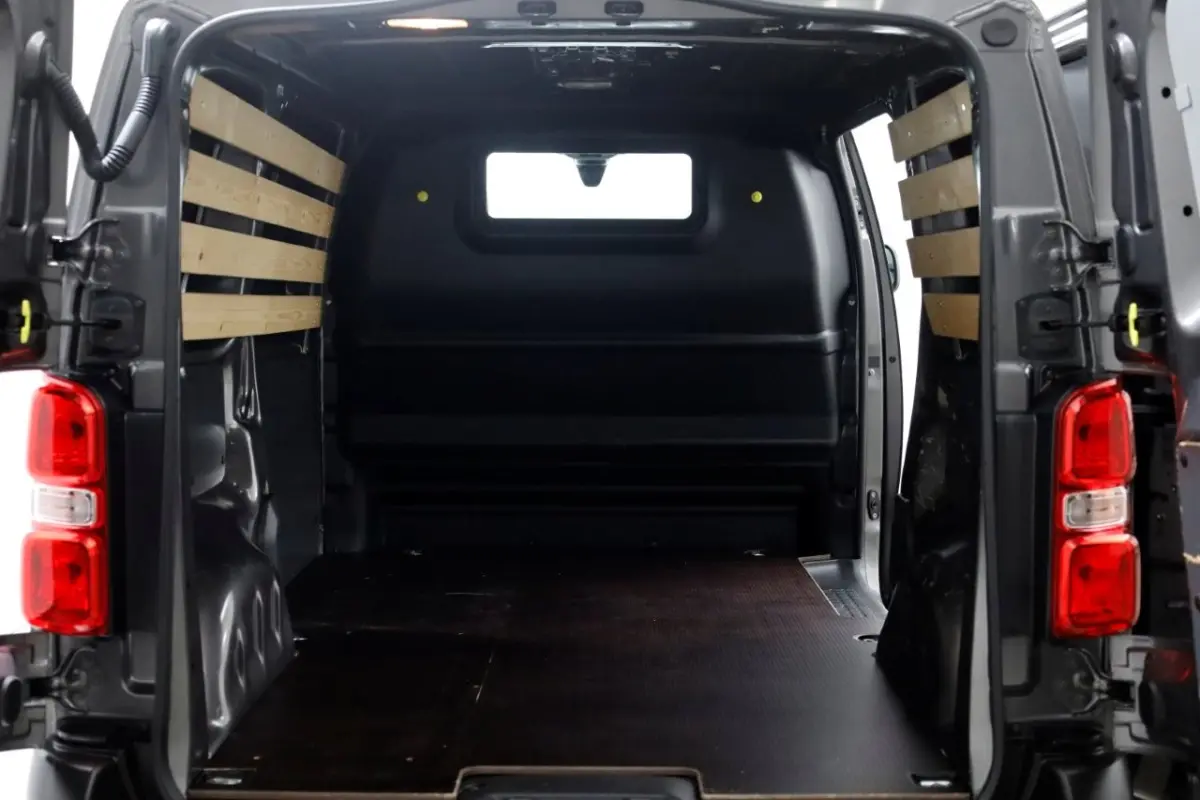 L2H1 Standard Premium 75 kWh 100% Elektrisch Snellader WLTP 315km SOH 93% 05-2022