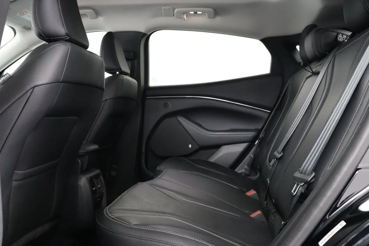RWD 75 kWh | 1e Eigenaar! | Dealer Onderhouden! | SOH 94,5% Leder | Panoramadak | Stoel/Stuurverwarming | B&O | Memory Zetels | Cruise Adaptive | Clima | Camera |
