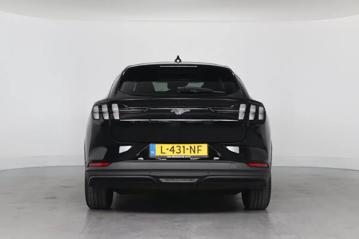 RWD 75 kWh | 1e Eigenaar! | Dealer Onderhouden! | SOH 94,5% Leder | Panoramadak | Stoel/Stuurverwarming | B&O | Memory Zetels | Cruise Adaptive | Clima | Camera |