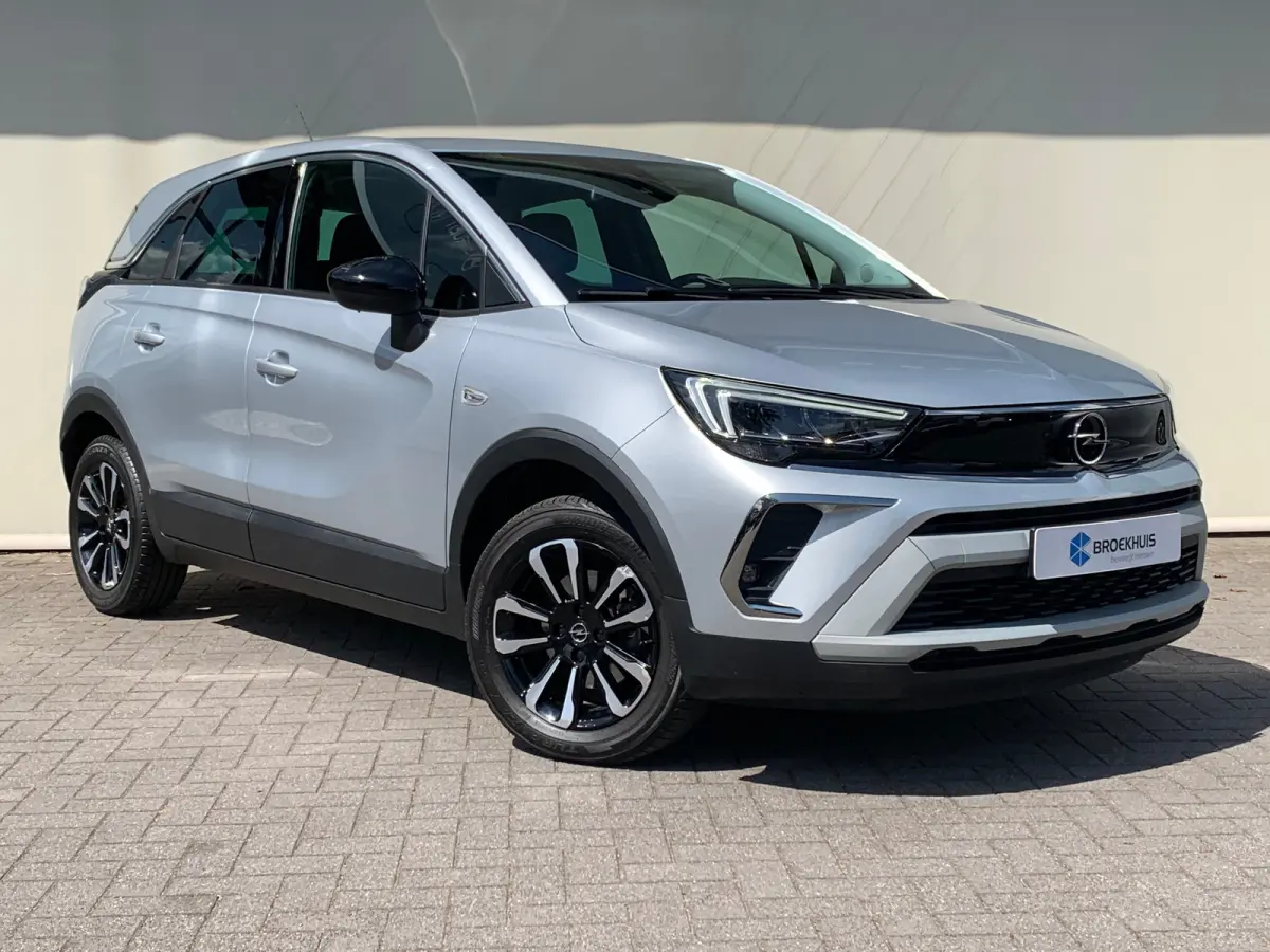 Crossland Edition Airco | AppleCarplay/ Android Auto | Camera | Cruise Control | DAB | LMV 17" | Navi | PDC V&A |