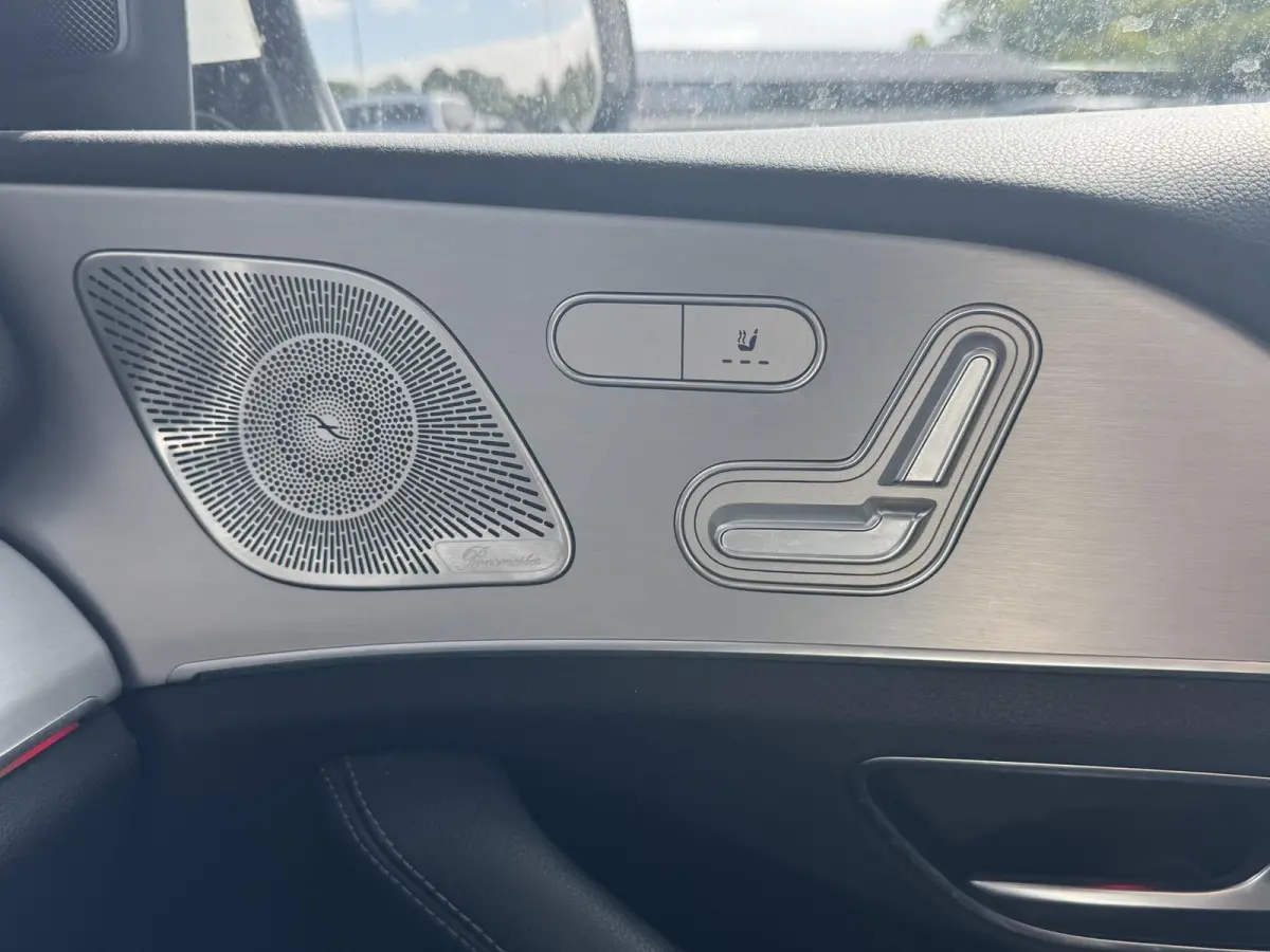 350 E 4MATIC PREMIUM PLUS I DEALER ONDERHOUDEN I BURMESTER I APPLE CARPLAY I TREKHAAK I P-CAMERA