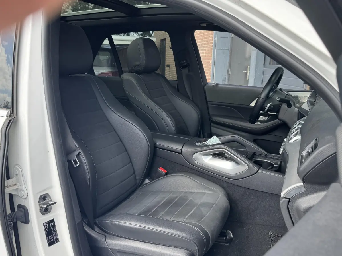 350 E 4MATIC PREMIUM PLUS I DEALER ONDERHOUDEN I BURMESTER I APPLE CARPLAY I TREKHAAK I P-CAMERA