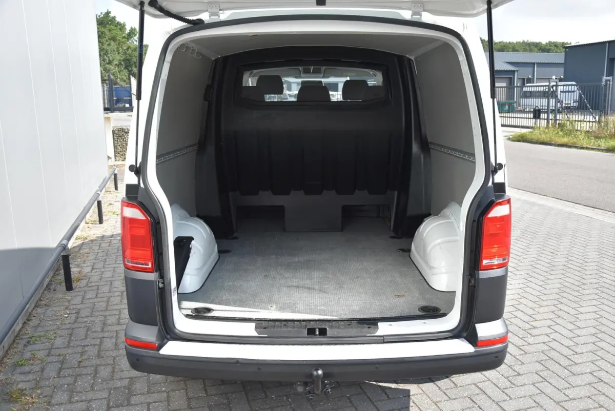 2.0 TDI L2H1 DC 150 Pk 4Motion 5 Pers