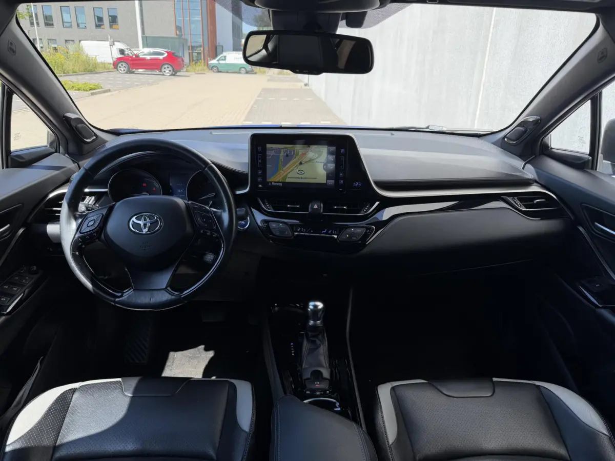 1.8 Hybrid Style | Cam | Stoelvw | Trekhaak