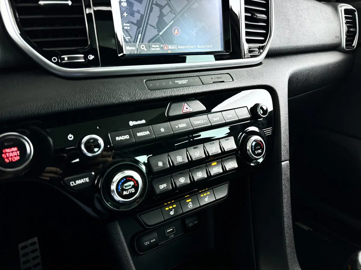 1.6 T-GDI GT-Line | Panoramadak | Parkeercamera | Keyless | Stoel- en stuurverwarming | Trekhaak