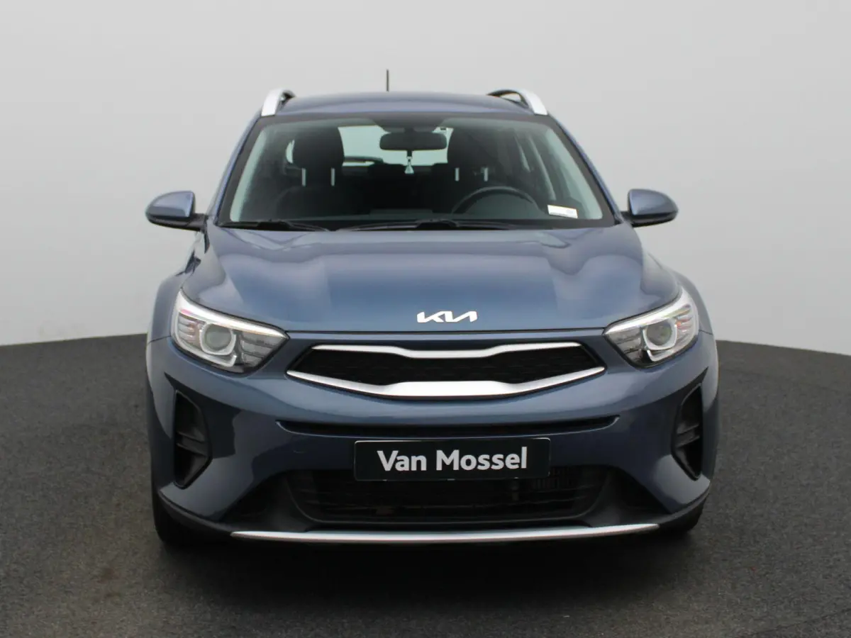 1.0 T-GDi MHEV DynamicLine | Apple Car Play / Android Play | Bluetooth | Airco | PDC | Radio / DAB+ | Elektrische Ramen | 12 Maanden BOVAG Garantie |