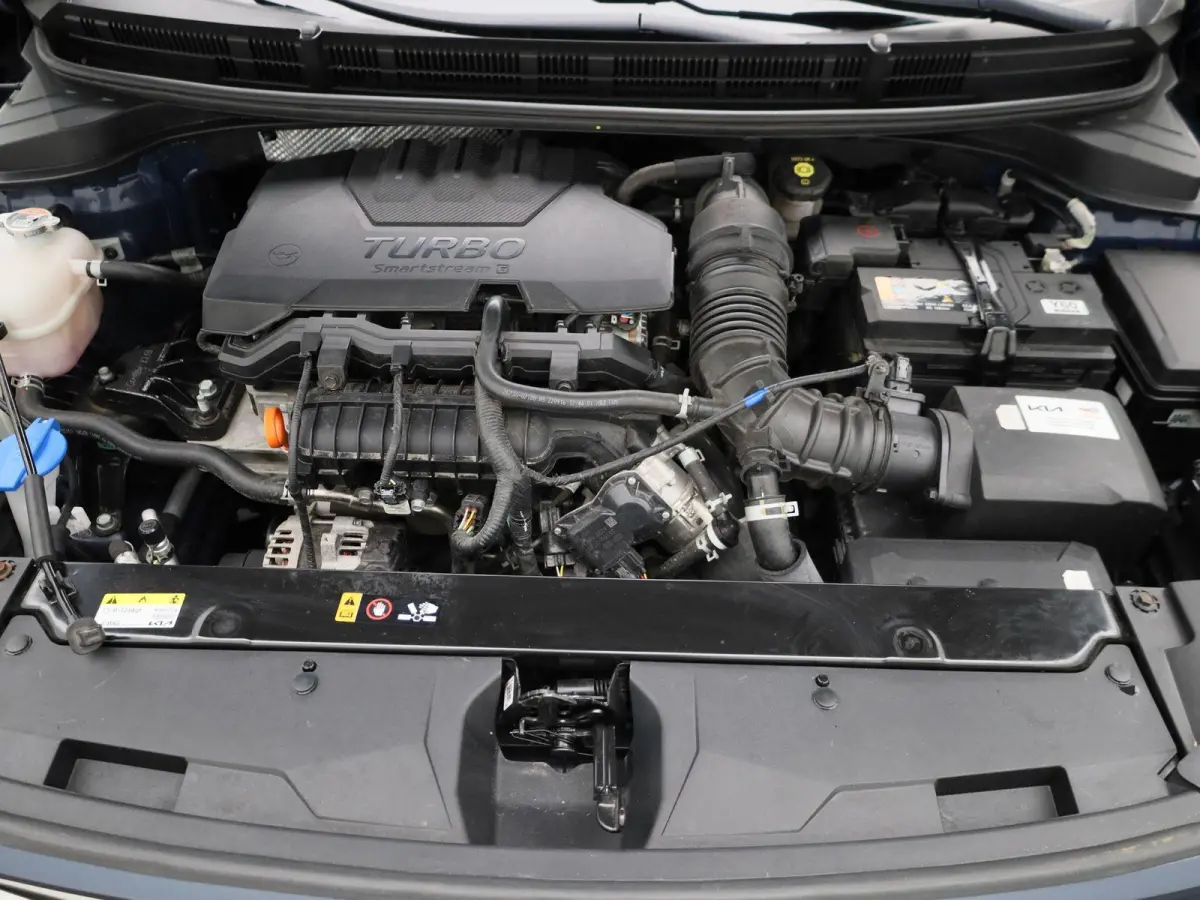 1.0 T-GDi MHEV DynamicLine | Apple Car Play / Android Play | Bluetooth | Airco | PDC | Radio / DAB+ | Elektrische Ramen | 12 Maanden BOVAG Garantie |