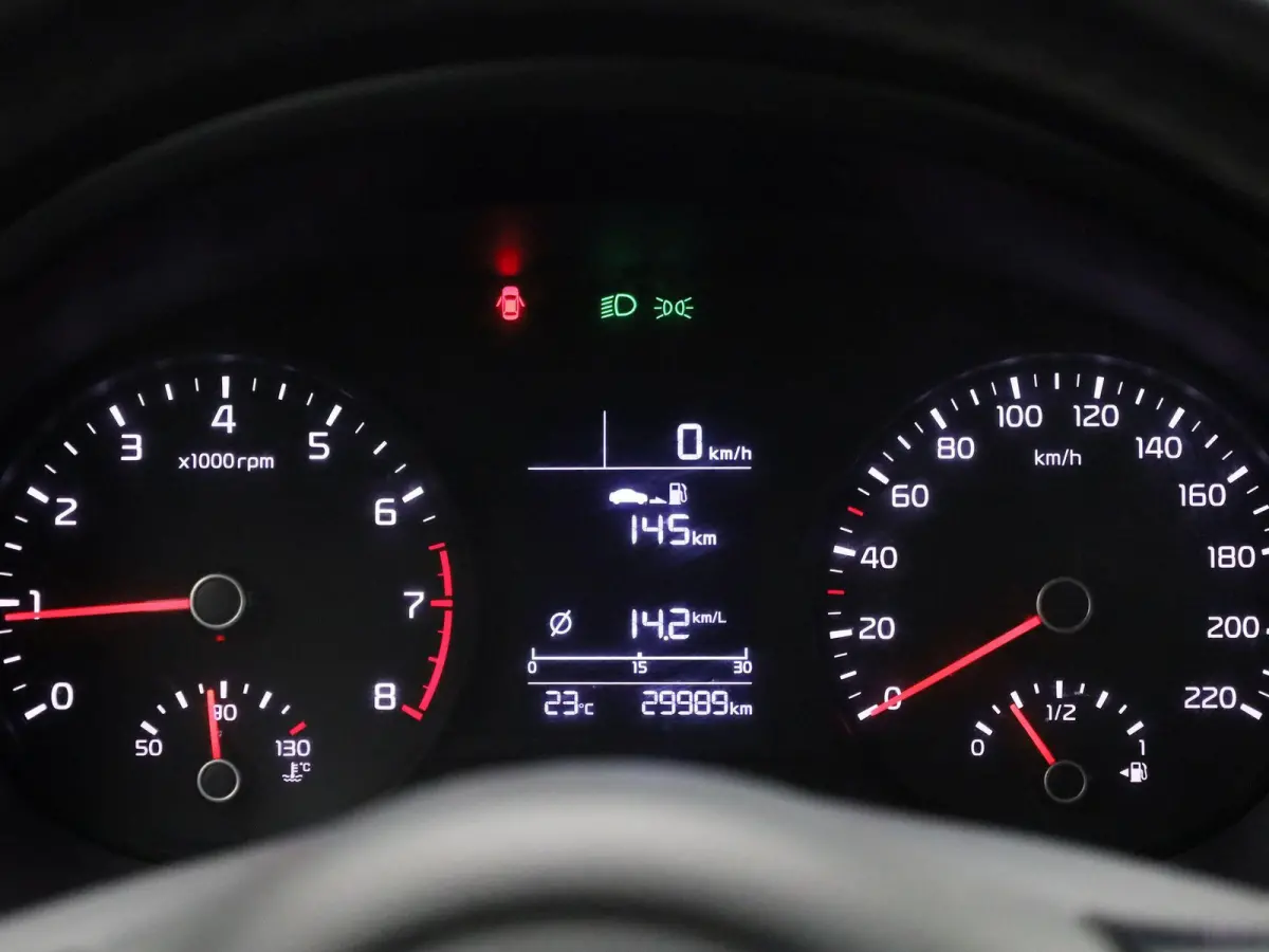 1.0 T-GDi MHEV DynamicLine | Apple Car Play / Android Play | Bluetooth | Airco | PDC | Radio / DAB+ | Elektrische Ramen | 12 Maanden BOVAG Garantie |