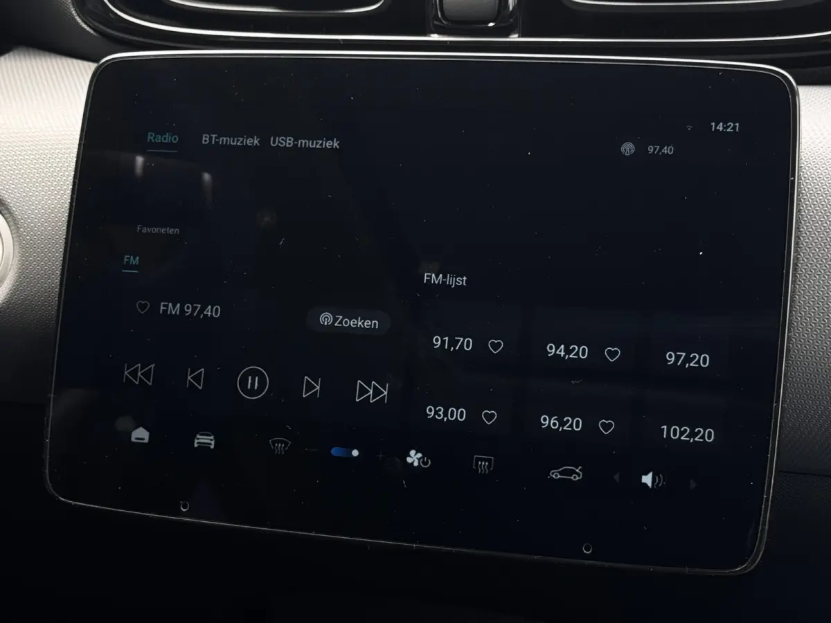 Design 37.3 kWh | 3-Fase | Panoramadak | Camera | Navigatie | Adaptive Cruise | DAB+ |