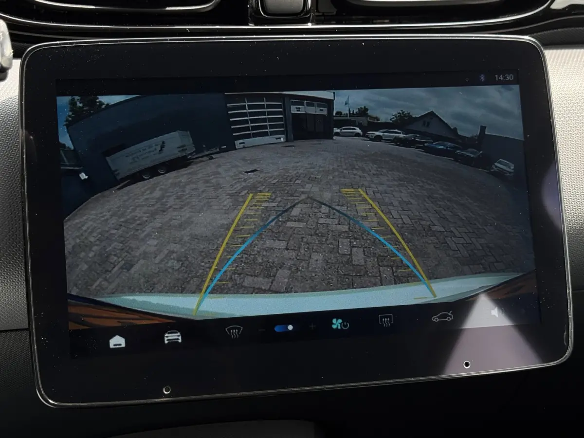 Design 37.3 kWh | 3-Fase | Panoramadak | Camera | Navigatie | Adaptive Cruise | DAB+ |