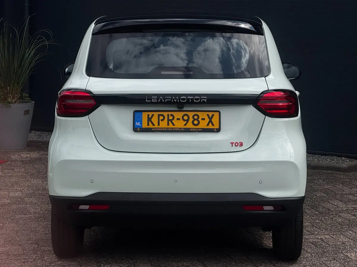 Design 37.3 kWh | 3-Fase | Panoramadak | Camera | Navigatie | Adaptive Cruise | DAB+ |